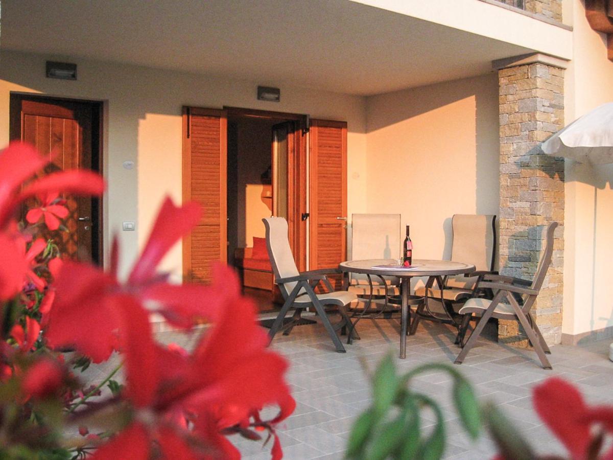 Borgo Chiaro Apartment Colico Ngoại thất bức ảnh